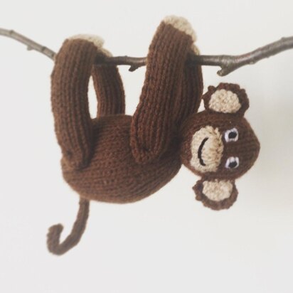 Monkey soft toy plushie amigurumi - knitting pattern