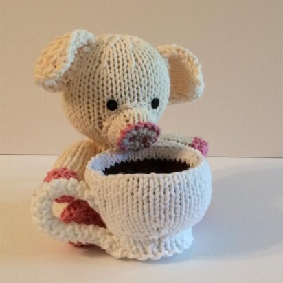 Knitkinz Piglet for Your Office