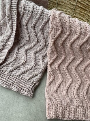 Cosy Wave Cable Blanket