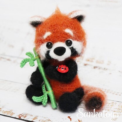 Red Panda Needle Felting Kit