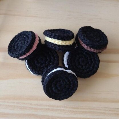 FREE Crochet Oreo