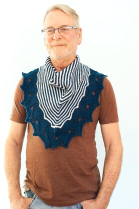 Avery Shores Cowl