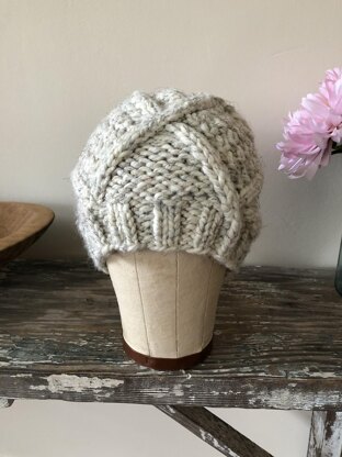 Diamond Cable Crush Hat