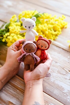 Crochet pattern Bisou the tiny bear