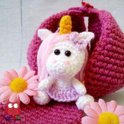 227 Little Unicorn with a Flower House