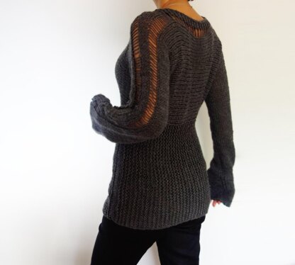 Sweater with thumb clearance holes