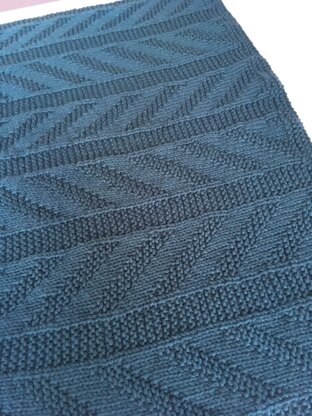 Zig Zag Split Blanket, Knitting Pattern