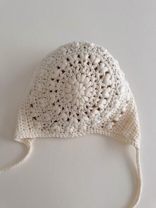 Vintage Bloom Bonnet