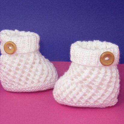 Easy Baby 1 Button Lacey Booties