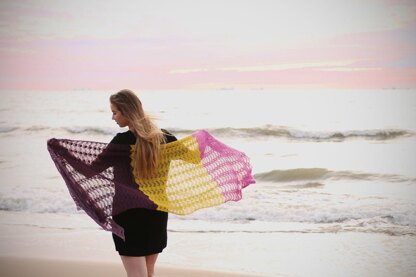 Feather & Fan Shawl