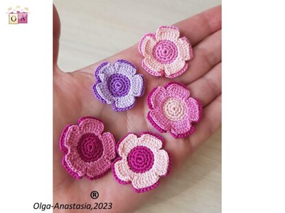Bright crochet flowers