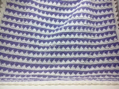 Triangular stitch baby blanket