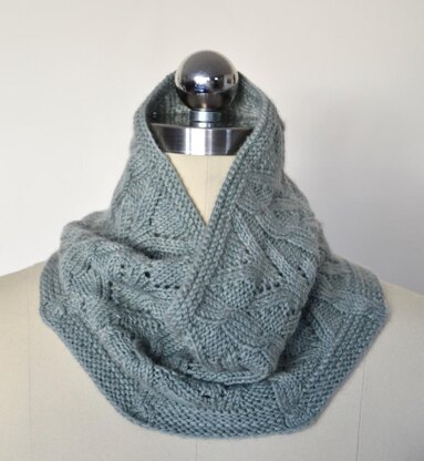 Edgemoor Cowl