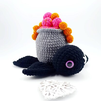 Amigurumi turtle halloween
