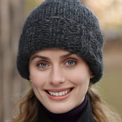 Eagle Bay Hat in Lion Brand Wool-Ease Thick & Quick - 81018D