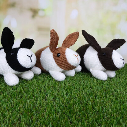 Dutch Bunnies in Deramores Studio DK  - Downloadable PDF