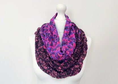 Festival Fusion Cowl