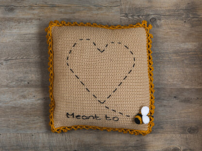 Meant to Bee Cushion in Deramores Studio DK Acrylic - Downloadable PDF