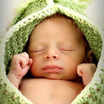 Peapod Photo Prop with Hat