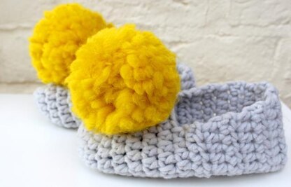 Frank&Olive Pompom Slippers