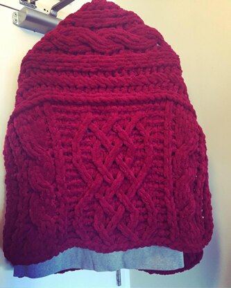 Celtic Shawl Wrap With Pockets