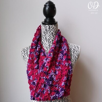 Berries Jubilee Infinity Scarf