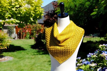 Brittany Coast Cowl