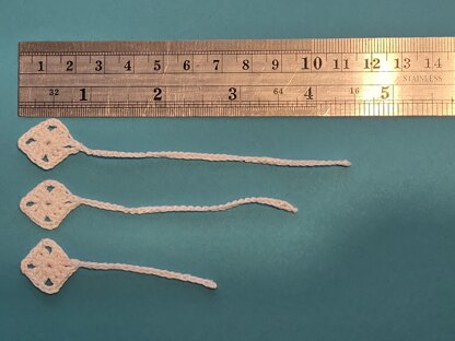 Granny square earrings pattern