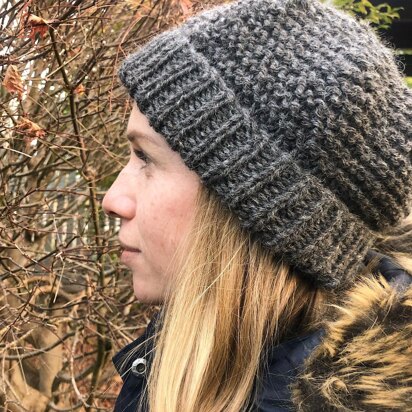 Winter Picnics Beanie