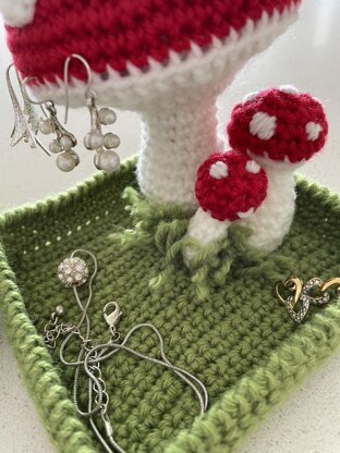 Mushroom Garden Earring Holder