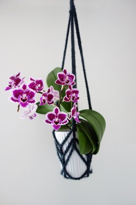 Chevron Plant Pot Hanger