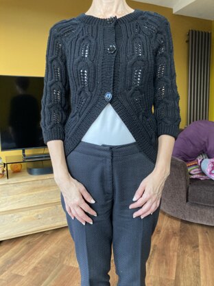 Small curved edge cardigan