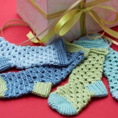 Teeny Tiny Stockings in Bernat Handicrafter Crochet Thread