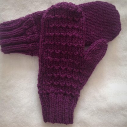 Warm waffle stitch Mittens