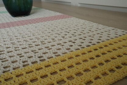 Fleur Filet Crochet Table Runner