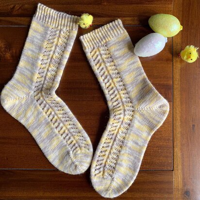 Hope Springs Socks - knitting pattern