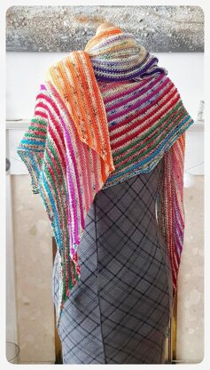 Starburst Knitted Wrap
