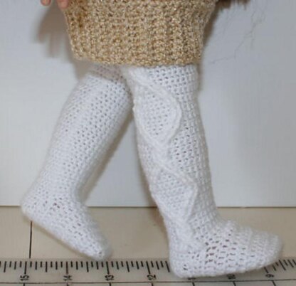 Crochet cable tights for 18" dolls