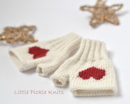 Heart Fingerless Mittens