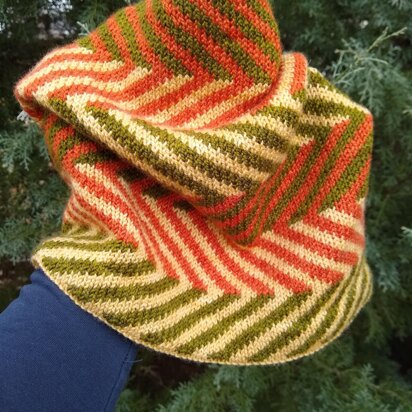 Autumn’s Draft Cowl