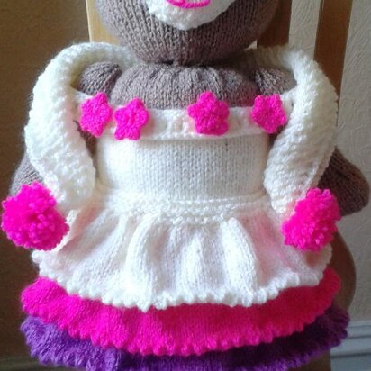 Connie Bear - knitting pattern