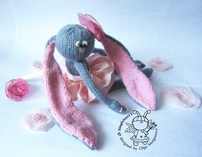 Bunny Peony doll knitted flat