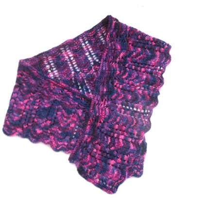 Witchery Shawlette - knitting pattern