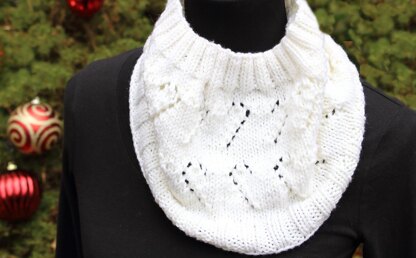 Candy Cane Cowl