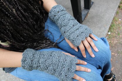 Fingerless Gloves