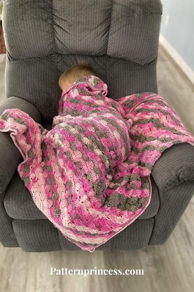 Blushing Camo Blanket