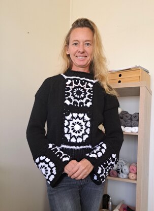 Circular Knitting machine sweater