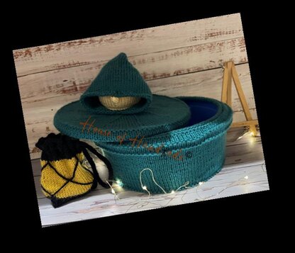 Hooded Cloak Sweet Chocolate Tub Tin Cover Knitting Pattern