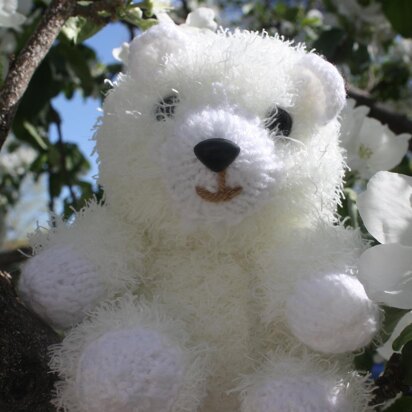 Polar Bear - knitting pattern
