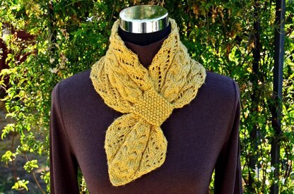 Lace and Cables Scarf